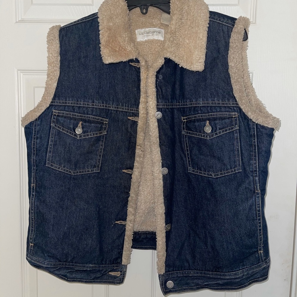 Liz Claiborne Lizwear Jeans Denim Jean Jacket